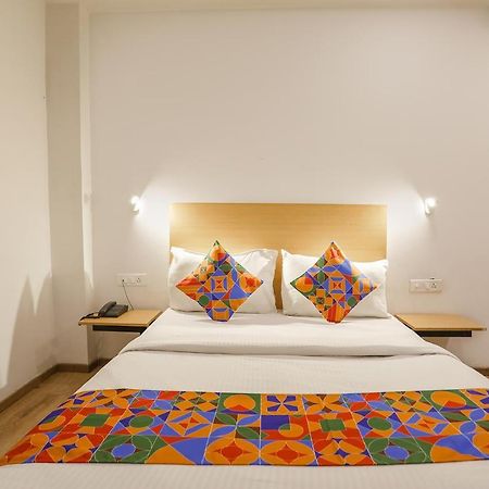 Fabhotel Golden World Gáziábád Kültér fotó
