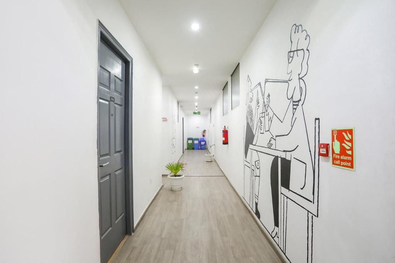 Fabhotel Golden World Gáziábád Kültér fotó