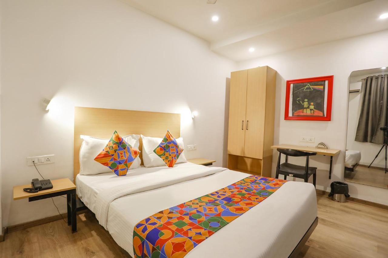 Fabhotel Golden World Gáziábád Kültér fotó